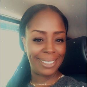 Meet your Posher, Racquel